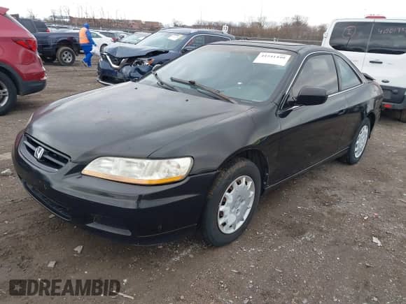2001 Honda Accord EX with VIN 1HGCG32501A012049, listed as a IAAI auction lot 41541440 with 229,308 mi miles and . Bid and sale history available at DreamBid. Image 2.