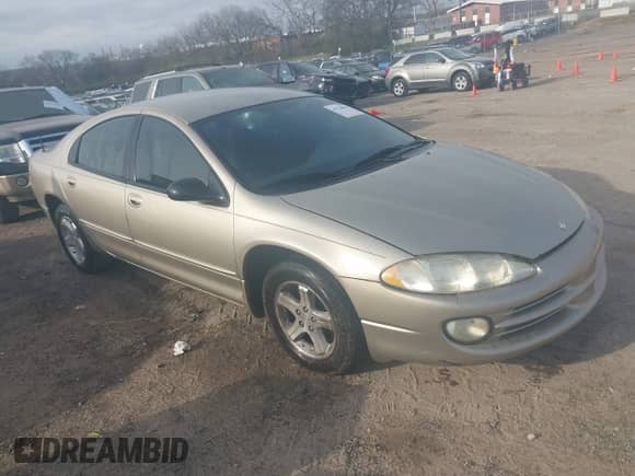 2004 Dodge Intrepid ES z VIN 2B3HD56M74H611581, wystawiony jako IAAI lot #41774625 z przebiegiem 217 174 mil mil oraz . Historia ofert i sprzedaży dostępna na DreamBid. Obrazek 1.