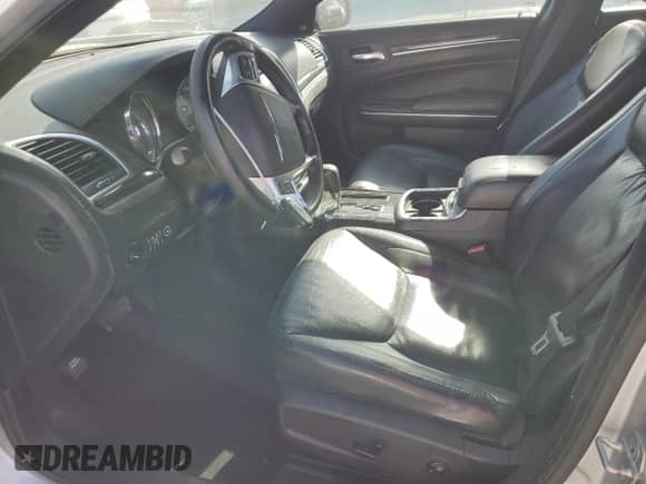 2011 Chrysler 300 Limited с VIN 2C3CA5CG1BH614350, выставлен на аукционе Copart как лот 80159955 с пробегом 116 305 миль миль и Списание • Salvage title. История ставок и продаж доступна на DreamBid. Изображение 7.