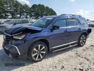2025 Honda Pilot Touring с VIN 5FNYG2H70SB016215, выставлен на аукционе Copart как лот 71274185 с пробегом 3 602 миль миль и Списание • Salvage title. История ставок и продаж доступна на DreamBid. Изображение 1.