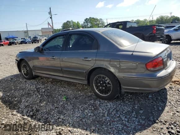 2003 Hyundai Sonata с VIN KMHWF25S43A729465, выставлен на аукционе Copart как лот 57914175 с пробегом 202 586 миль миль и Списание • Salvage title. История ставок и продаж доступна на DreamBid. Изображение 2.