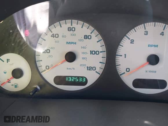 2002 Dodge Caravan Sport with VIN 1B4GP44342B559951, listed as a IAAI auction lot 42943618 with 132,533 mi miles and . Bid and sale history available at DreamBid. Image 7.