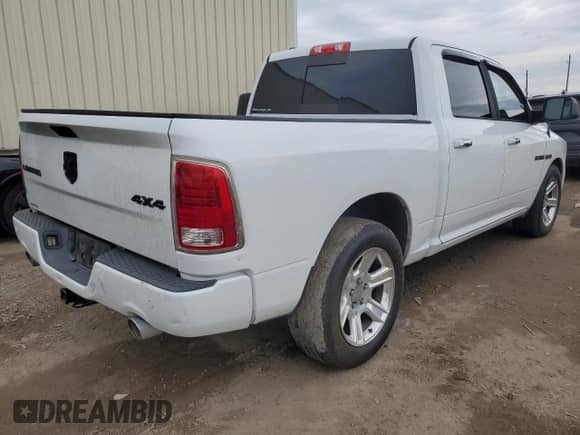 2015 Ram 1500 Laramie Longhorn с VIN 1C6RR7PMXFS572700, выставлен на аукционе Copart как лот 89050205 с пробегом 172 306 миль миль и Списание • Salvage title. История ставок и продаж доступна на DreamBid. Изображение 3.