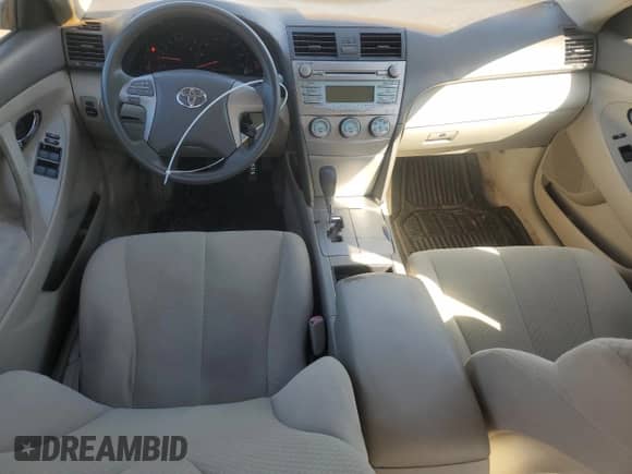 2007 Toyota Camry CE z VIN 4T1BE46K87U037256, wystawiony jako Copart lot #87014895 z przebiegiem 168 171 mil mil oraz Szkoda całkowita • Salvage title. Historia ofert i sprzedaży dostępna na DreamBid. Obrazek 8.