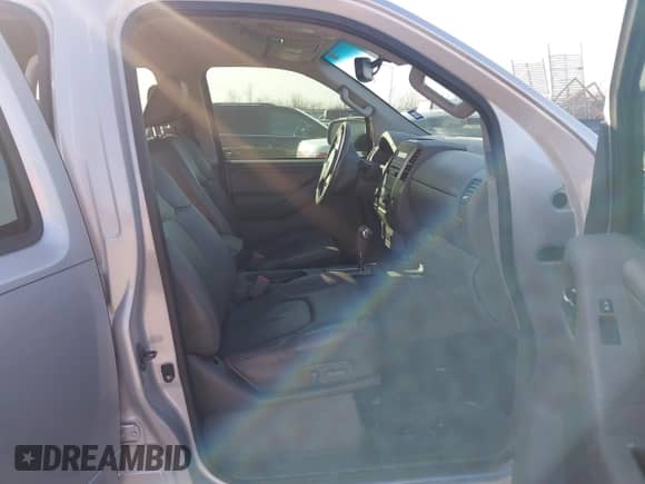 2012 Nissan Frontier SV с VIN 1N6AD0ER1CC434377, выставлен на аукционе IAAI как лот 41439219 с пробегом 141 695 миль миль и . История ставок и продаж доступна на DreamBid. Изображение 5.