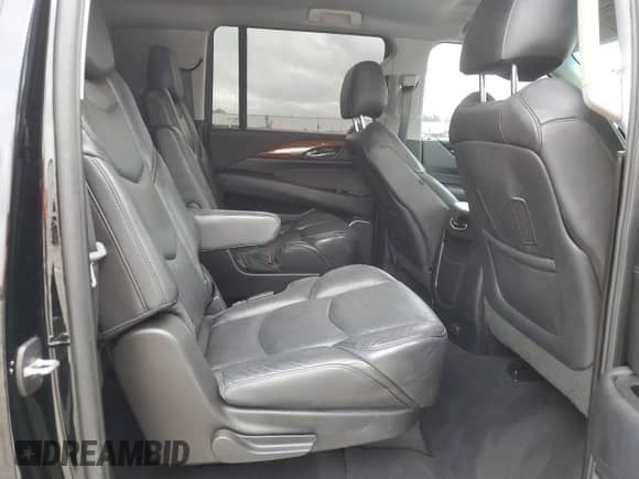 2018 Cadillac Escalade ESV z VIN 1GYS3GKJ1JR268657, wystawiony jako Copart lot #86831644 z przebiegiem 93 144 mil mil oraz Szkoda całkowita • Salvage title. Historia ofert i sprzedaży dostępna na DreamBid. Obrazek 12.