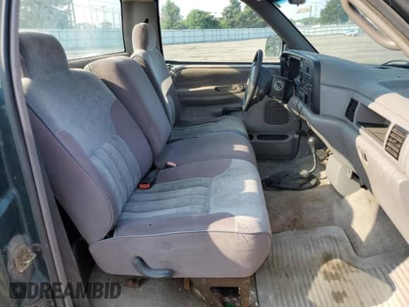 1995 Dodge 2500 with VIN 1B7KF26W1SS168770, listed as a Copart auction lot 60176385 with 137,970 mi miles and Clean title. Bid and sale history available at DreamBid. Image 10.