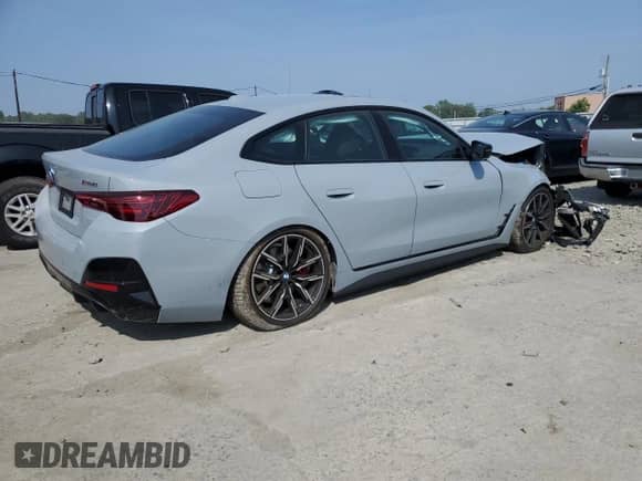 2025 BMW i4 M50 с VIN WBY33HD05SFU67216, выставлен на аукционе Copart как лот 60873365 с пробегом 333 миль миль и Списание • Salvage title. История ставок и продаж доступна на DreamBid. Изображение 3.