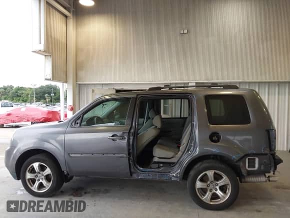 2014 Honda Pilot EX with VIN 5FNYF3H48EB013310, listed as a IAAI auction lot 43411367 with 134,710 mi miles and . Bid and sale history available at DreamBid. Image 15.