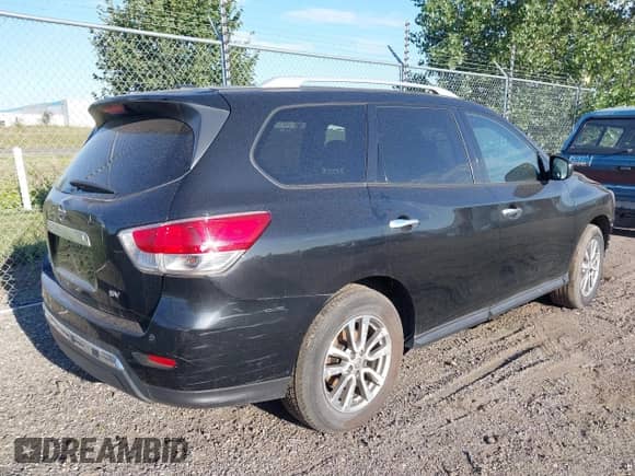 2015 Nissan Pathfinder SL with VIN 5N1AR2MN8FC636485, listed as a IAAI auction lot 43082323 with 84,989 mi miles and . Bid and sale history available at DreamBid. Image 4.