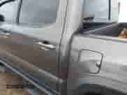 2020 Toyota Tacoma SR5 with VIN 5TFCZ5AN4LX237581, listed as a IAAI auction lot 43191708 with 126,946 mi miles and . Bid and sale history available at DreamBid. Image 19.