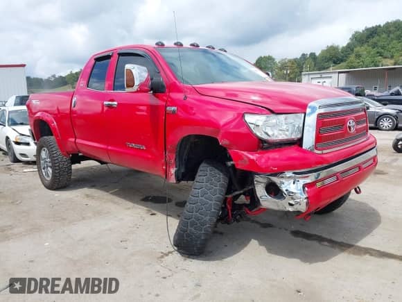 2008 Toyota Tundra with VIN 5TBBV54118S498723, listed as a IAAI auction lot 43085230 with 212,824 mi miles and . Bid and sale history available at DreamBid. Image 1.