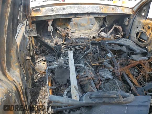 2004 Jeep Grand Cherokee Laredo z VIN 1J4GW48S54C162909, wystawiony jako Copart lot #71712115 z przebiegiem Nie podano mil oraz Nie do naprawy • Non repairable. Historia ofert i sprzedaży dostępna na DreamBid. Obrazek 8.