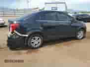 2015 Chevrolet Sonic LT с VIN 1G1JD5SB7F4179426, выставлен на аукционе Copart как лот 67829805 с пробегом 88 239 миль миль и Списание • Salvage title. История ставок и продаж доступна на DreamBid. Изображение 3.