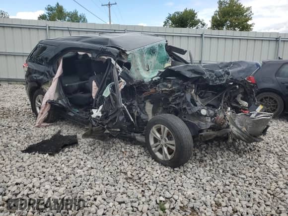 2017 Chevrolet Equinox LS z VIN 2GNALBEK3H1562659, wystawiony jako Copart lot #70530355 z przebiegiem Nie podano mil oraz Czysty tytuł • Clean title. Historia ofert i sprzedaży dostępna na DreamBid. Obrazek 4.