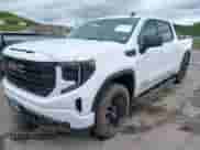 2023 GMC Sierra 1500 Elevation z VIN 3GTUUCED5PG356243, wystawiony jako IAAI lot #42312425 z przebiegiem 27 555 mil mil oraz . Historia ofert i sprzedaży dostępna na DreamBid. Obrazek 17.
