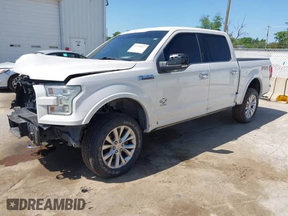 2016 Ford F-150 XLT z VIN 1FTEW1EG0GFA09854, wystawiony jako IAAI lot #42544027 z przebiegiem 121 167 mil mil oraz . Historia ofert i sprzedaży dostępna na DreamBid. Obrazek 2.