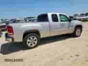 2010 GMC Sierra 1500 SLE z VIN 1GTSCVE0XAZ131634, wystawiony jako Copart lot #65597985 z przebiegiem 112 926 mil mil oraz Szkoda całkowita • Salvage title. Historia ofert i sprzedaży dostępna na DreamBid. Obrazek 3.