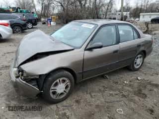 2000 Chevrolet Prizm с VIN 1Y1SK5283YZ425556, выставлен на аукционе Copart как лот 83388554 с пробегом 104 580 миль миль и Списание • Salvage title. История ставок и продаж доступна на DreamBid. Изображение 1.