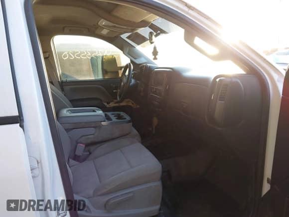 2016 Chevrolet Silverado 2500HD Work Truck z VIN 1GC2KUEG0GZ127305, wystawiony jako IAAI lot #43535520 z przebiegiem 73 647 mil mil oraz . Historia ofert i sprzedaży dostępna na DreamBid. Obrazek 5.