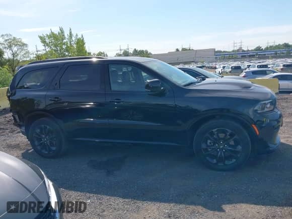 2024 Dodge Durango R/T Plus with VIN 1C4SDJCT2RC227968, listed as a IAAI auction lot 43030842 with 15,258 mi miles and . Bid and sale history available at DreamBid. Image 13.