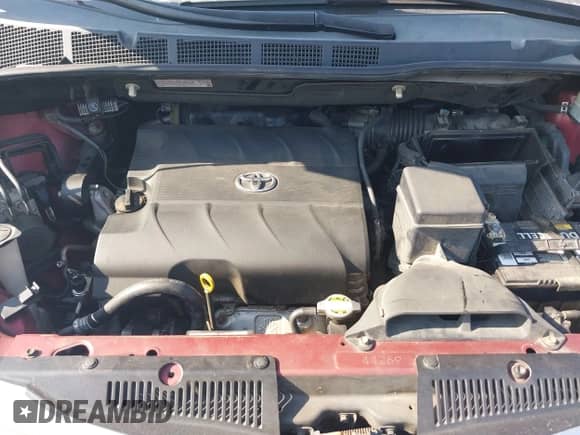 2012 Toyota Sienna XLE with VIN 5TDDK3DC7CS033189, listed as a IAAI auction lot 42814115 with 260,566 mi miles and . Bid and sale history available at DreamBid. Image 10.