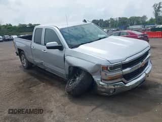 2017 Chevrolet Silverado 1500 LT с VIN 1GCVKREC7HZ244792, выставлен на аукционе IAAI как лот 42434725 с пробегом 104 658 миль миль и . История ставок и продаж доступна на DreamBid. Изображение 1.