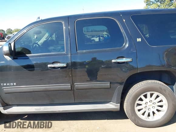 2013 Chevrolet Tahoe с VIN 1GNSKDEJ7DR197513, выставлен на аукционе IAAI как лот 43424876 с пробегом 175 000 миль миль и . История ставок и продаж доступна на DreamBid. Изображение 14.