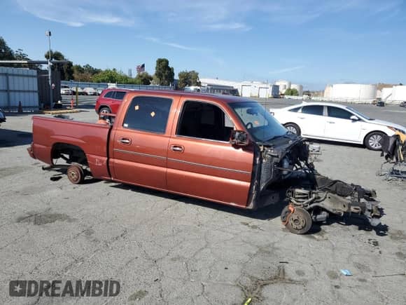 2007 Chevrolet Silverado 1500 LS z VIN 2GCEC13V171133245, wystawiony jako Copart lot #70958045 z przebiegiem Nie podano mil oraz Szkoda całkowita • Salvage title. Historia ofert i sprzedaży dostępna na DreamBid. Obrazek 4.
