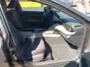 2019 Toyota Camry SE z VIN 4T1B11HK5KU750793, wystawiony jako IAAI lot #43209555 z przebiegiem 144 832 mil mil oraz . Historia ofert i sprzedaży dostępna na DreamBid. Obrazek 5.