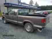 1998 Chevrolet S-10 LS с VIN 1GCCS19X0WK100710, выставлен на аукционе Copart как лот 61636495 с пробегом 216 032 миль миль и Списание • Salvage title. История ставок и продаж доступна на DreamBid. Изображение 2.