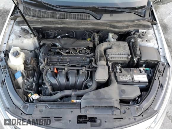 2015 Kia Optima LX z VIN 5XXGM4A70FG380552, wystawiony jako Copart lot #86381004 z przebiegiem 84 514 mil mil oraz Szkoda całkowita • Salvage title. Historia ofert i sprzedaży dostępna na DreamBid. Obrazek 11.