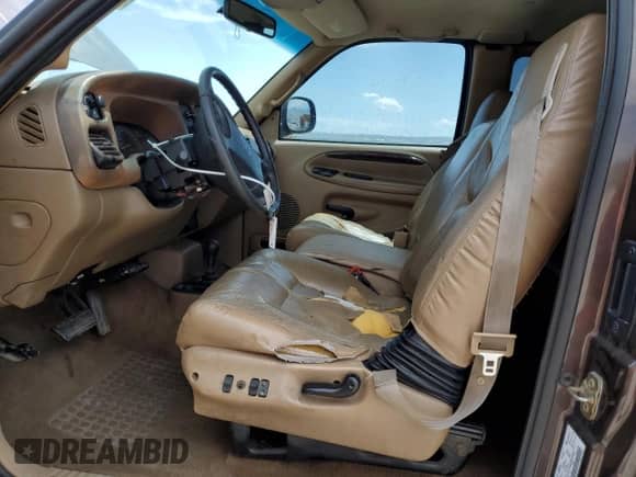 1998 Dodge 2500 с VIN 1B7KF2363WJ205625, выставлен на аукционе Copart как лот 58406125 с пробегом 207 135 миль миль и Списание • Salvage title. История ставок и продаж доступна на DreamBid. Изображение 7.