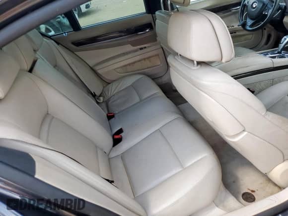 2015 BMW 7 Series 750i с VIN WBAYA8C51FG197795, выставлен на аукционе Copart как лот 67327945 с пробегом 160 850 миль миль и Чистый • Clean title. История ставок и продаж доступна на DreamBid. Изображение 10.