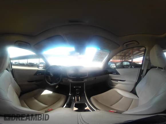 2015 Honda Accord EX-L с VIN 1HGCR3F89FA002593, выставлен на аукционе IAAI как лот 43319639 с пробегом 78 340 миль миль и . История ставок и продаж доступна на DreamBid. Изображение 19.