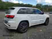 2019 Jeep Grand Cherokee Overland z VIN 1C4RJFCTXKC788137, wystawiony jako Copart lot #70804105 z przebiegiem 105 822 mil mil oraz Szkoda całkowita • Salvage title. Historia ofert i sprzedaży dostępna na DreamBid. Obrazek 3.