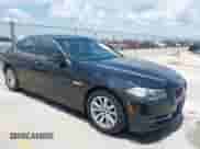 2014 BMW 5 Series 528i z VIN WBA5A5C57ED500998, wystawiony jako IAAI lot #42608827 z przebiegiem 86 570 mil mil oraz . Historia ofert i sprzedaży dostępna na DreamBid. Obrazek 1.
