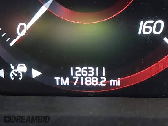 2022 Volvo S60 Momentum с VIN 7JRL12TZ9NG189201, выставлен на аукционе IAAI как лот 43423244 с пробегом 126 311 миль миль и . История ставок и продаж доступна на DreamBid. Изображение 15.