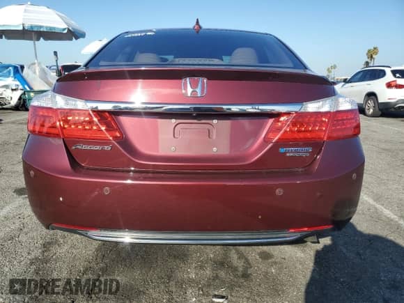 2015 Honda Accord Touring z VIN 1HGCR6F79FA000254, wystawiony jako Copart lot #81110425 z przebiegiem 137 924 mil mil oraz Szkoda całkowita • Salvage title. Historia ofert i sprzedaży dostępna na DreamBid. Obrazek 6.