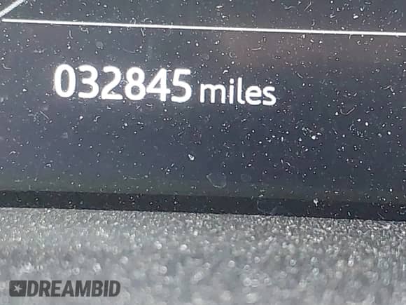 2022 Land Rover Range Rover Sport HST with VIN SALWS2RUXNA205731, listed as a IAAI auction lot 42613333 with 32,845 mi miles and . Bid and sale history available at DreamBid. Image 15.