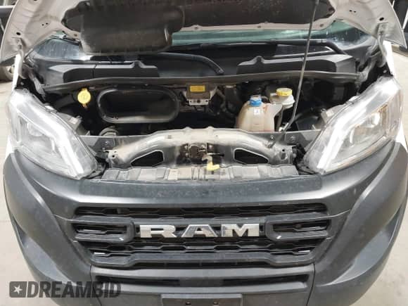 2023 Ram ProMaster Cargo z VIN 3C6LRVDG0PE563873, wystawiony jako IAAI lot #43550102 z przebiegiem 54 921 mil mil oraz . Historia ofert i sprzedaży dostępna na DreamBid. Obrazek 10.