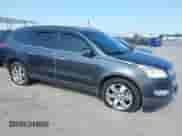 2009 Chevrolet Traverse LTZ z VIN 1GNER33D89S102490, wystawiony jako IAAI lot #42352412 z przebiegiem 56 763 mil mil oraz . Historia ofert i sprzedaży dostępna na DreamBid. Obrazek 6.