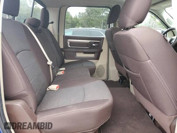 2016 Ram 1500 Outdoorsman z VIN 1C6RR7LT6GS175239, wystawiony jako Copart lot #86280815 z przebiegiem 75 286 mil mil oraz Szkoda całkowita • Salvage title. Historia ofert i sprzedaży dostępna na DreamBid. Obrazek 10.