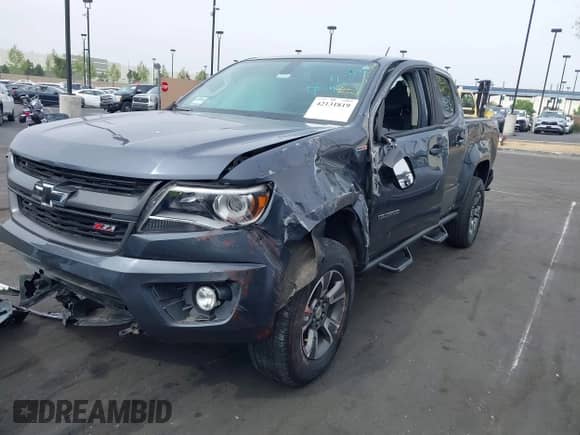 2017 Chevrolet Colorado 4WD Z71 z VIN 1GCPTDE15H1282284, wystawiony jako IAAI lot #42131819 z przebiegiem 96 114 mil mil oraz . Historia ofert i sprzedaży dostępna na DreamBid. Obrazek 2.