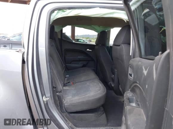 2021 Chevrolet Colorado 4WD LT z VIN 1GCGTCEN1M1107053, wystawiony jako IAAI lot #42430796 z przebiegiem 76 128 mil mil oraz . Historia ofert i sprzedaży dostępna na DreamBid. Obrazek 8.