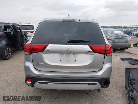 2020 Mitsubishi Outlander SE с VIN JA4AD3A30LZ035859, выставлен на аукционе IAAI как лот 42411586 с пробегом 77 427 миль миль и . История ставок и продаж доступна на DreamBid. Изображение 17.