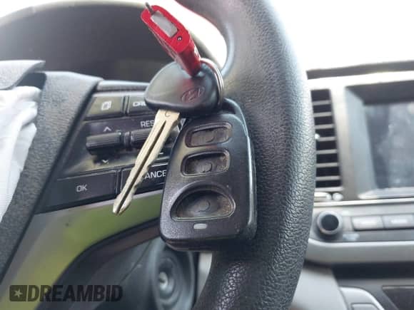2018 Hyundai Elantra SEL с VIN 5NPD84LF2JH307207, выставлен на аукционе IAAI как лот 42732422 с пробегом 207 239 миль миль и . История ставок и продаж доступна на DreamBid. Изображение 11.