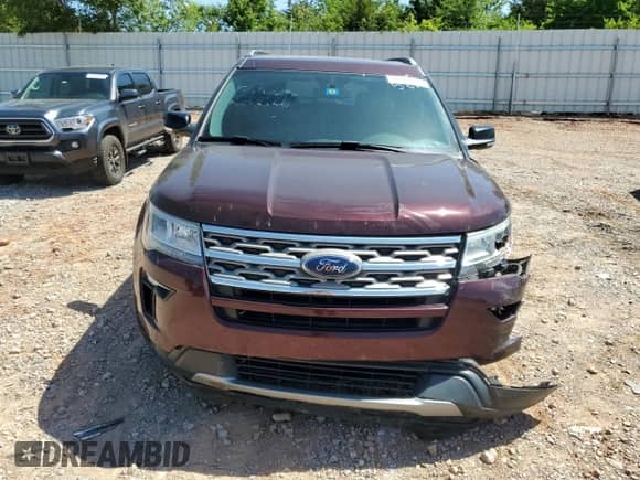 2018 Ford Explorer XLT with VIN 1FM5K7D88JGC25277, listed as a Copart auction lot 56957875 with 97,215 mi miles and Salvage title. Bid and sale history available at DreamBid. Image 5.