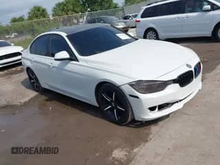 2013 BMW 3 Series 320i с VIN WBA3B1C5XDK129200, выставлен на аукционе IAAI как лот 42339344 с пробегом 207 208 миль миль и . История ставок и продаж доступна на DreamBid. Изображение 1.