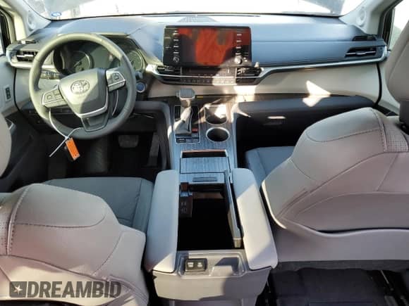 2024 Toyota Sienna Limited с VIN 5TDZRKEC9RS210747, выставлен на аукционе Copart как лот 83753034 с пробегом 5 109 миль миль и На запчасти • Non repairable. История ставок и продаж доступна на DreamBid. Изображение 8.